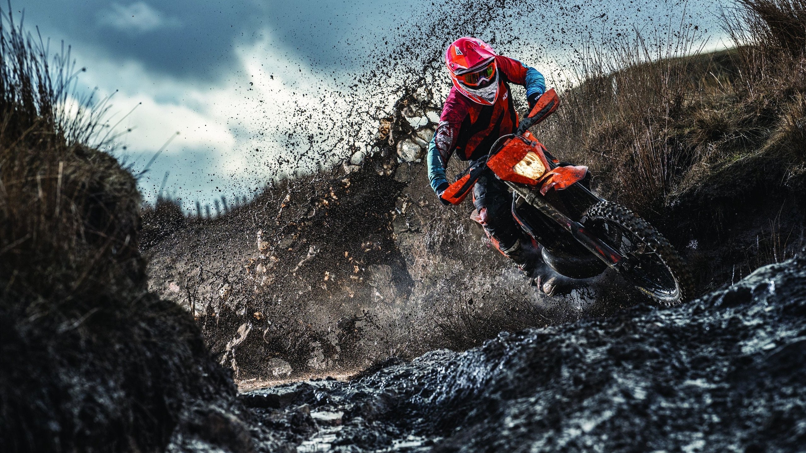 星空体育在线官网-热火小前锋在训练中命中关键远投引热议，小前锋主要是突破还是投篮